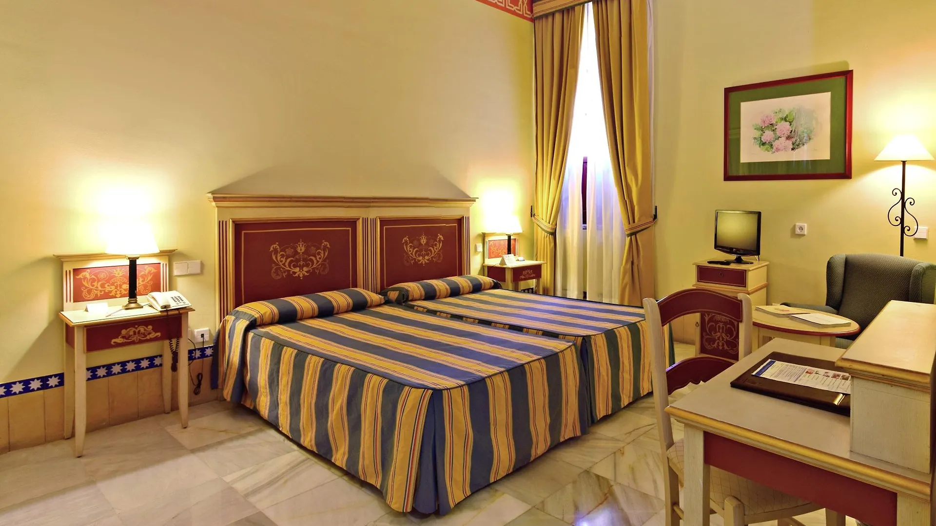 Hotel Alcázar de la Reina Carmona