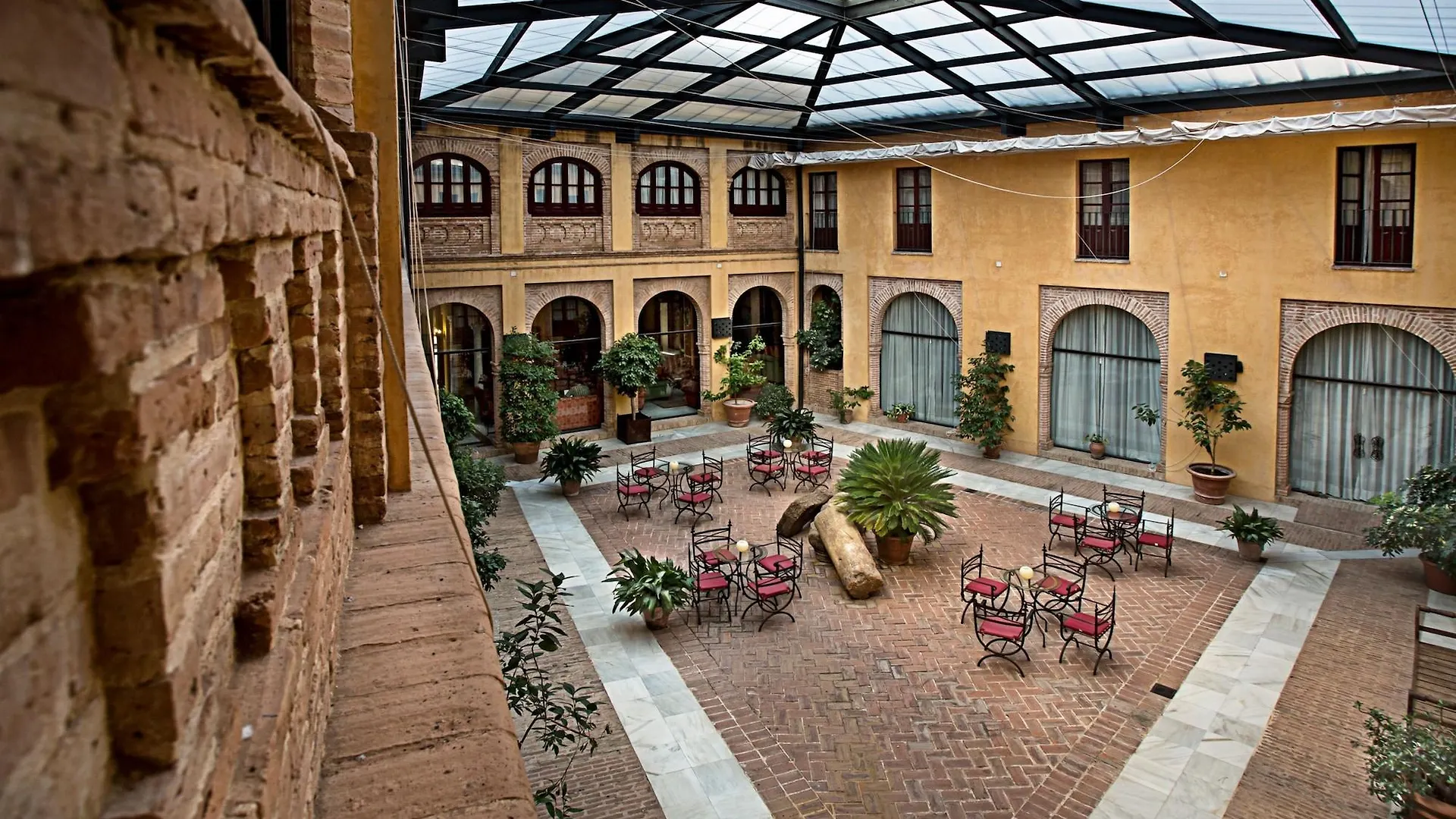 Hotel Alcazar De La Reina Carmona  Spanien