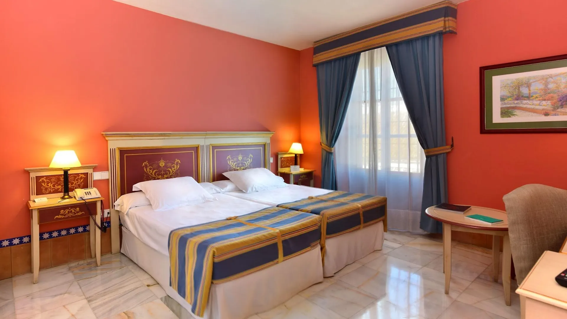 Hotel Alcazar De La Reina Carmona  4*, Carmona (Seville)